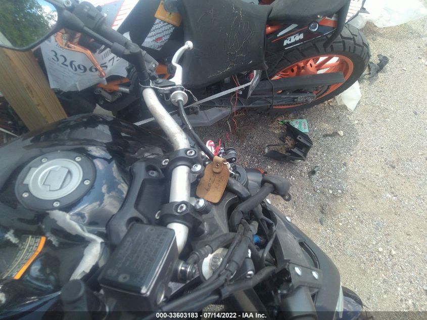 2016 YAMAHA FZ09 JYARN33E3GA011625