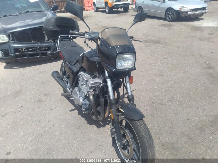 JH2RC2005FM104793 Honda CB700 Photo 1