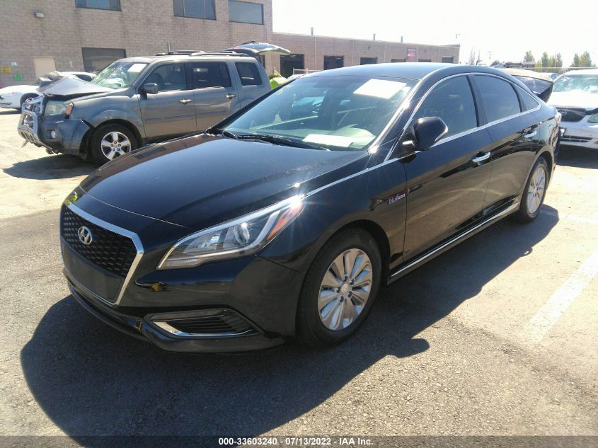 2016 HYUNDAI SONATA HYBRID SE KMHE24L19GA008898