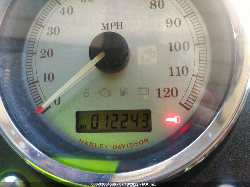 2011 HARLEY-DAVIDSON FXDWG 1HD1GP41XBC308661