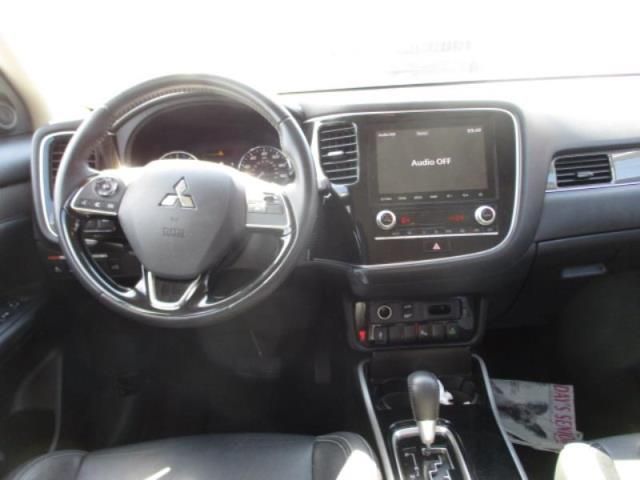 2020 MITSUBISHI OUTLANDER SE/SEL/LE JA4AD3A33LZ021406