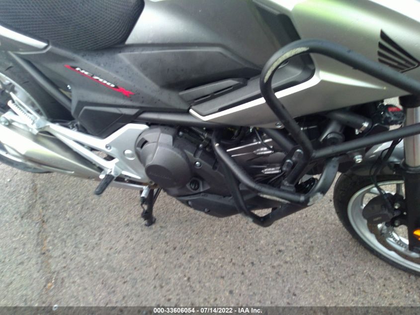 2016 HONDA NC700XD JH2RC8747GK000010
