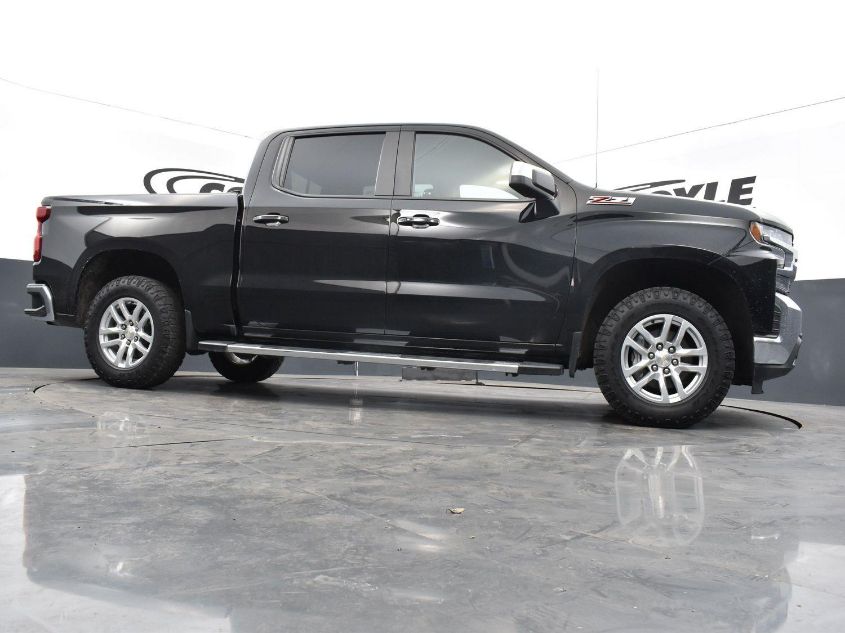 2020 CHEVROLET SILVERADO K1500 LT 3GCUYDET6LG300713
