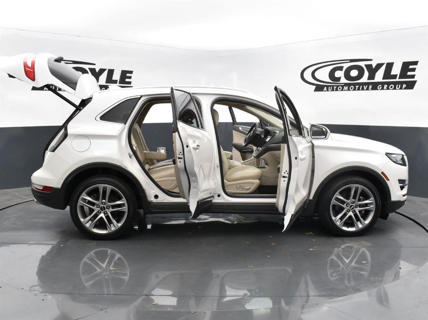 2019 LINCOLN MKC RESERVE 5LMCJ3D9XKUL47991