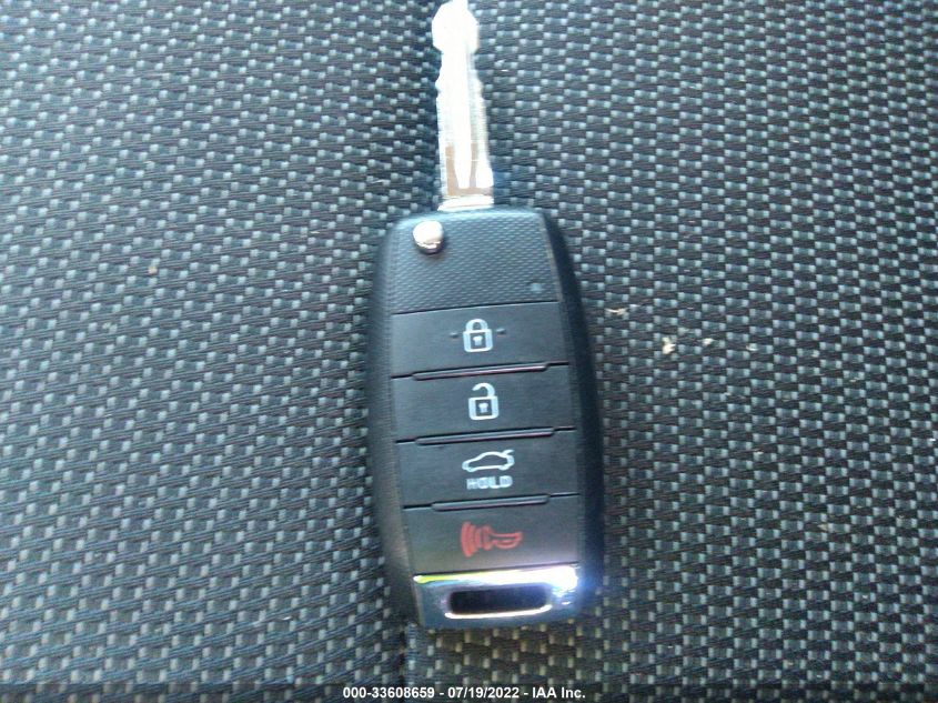 2017 KIA FORTE5 LX KNAFK5A8XH5705857
