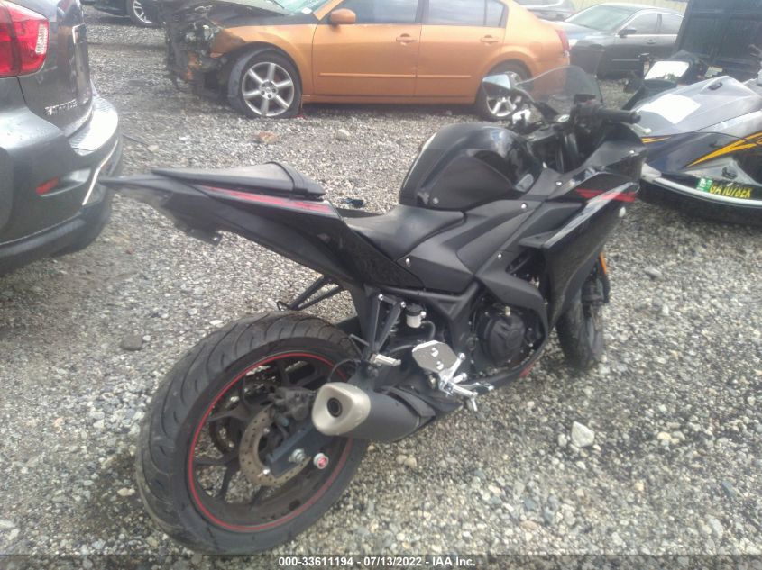 2015 YAMAHA YZFR3 MH3RH06YXFK001720