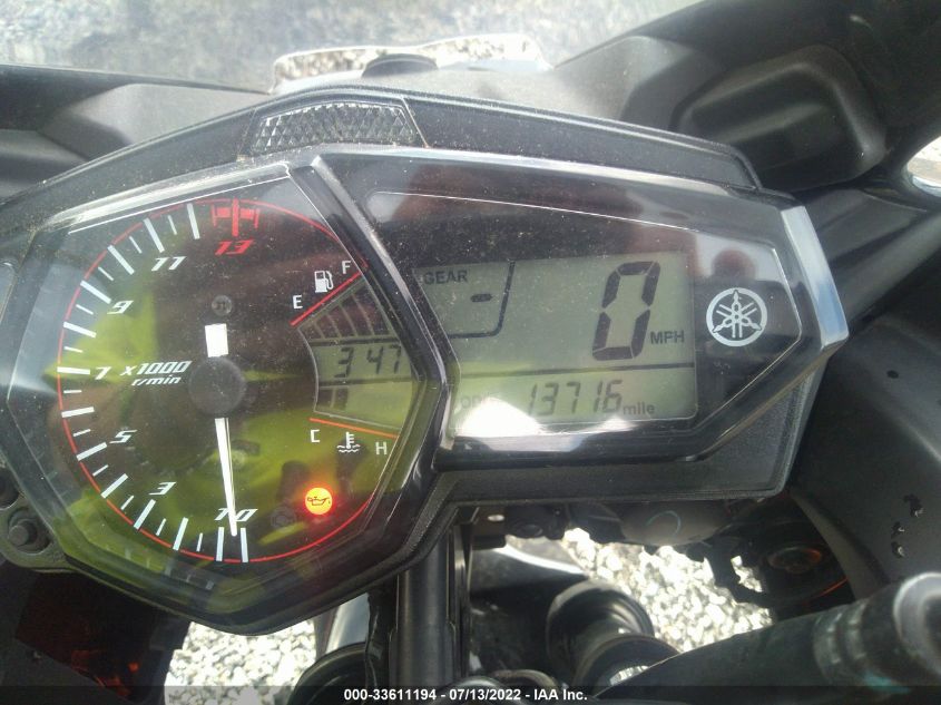 2015 YAMAHA YZFR3 MH3RH06YXFK001720