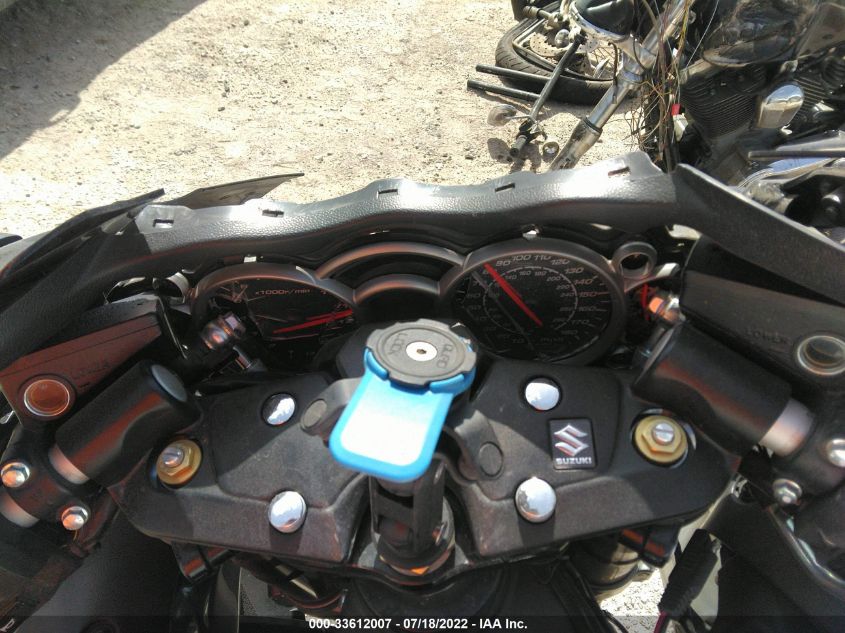 2019 SUZUKI GSX1300 RA JS1GX72B6K7100903