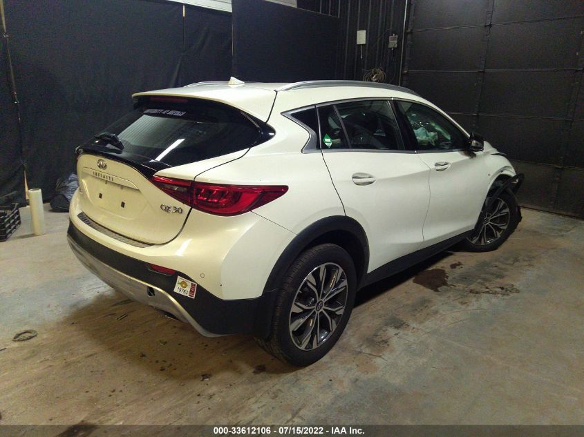 2018 INFINITI QX30 ESSENTIAL SJKCH5CR2JA004296