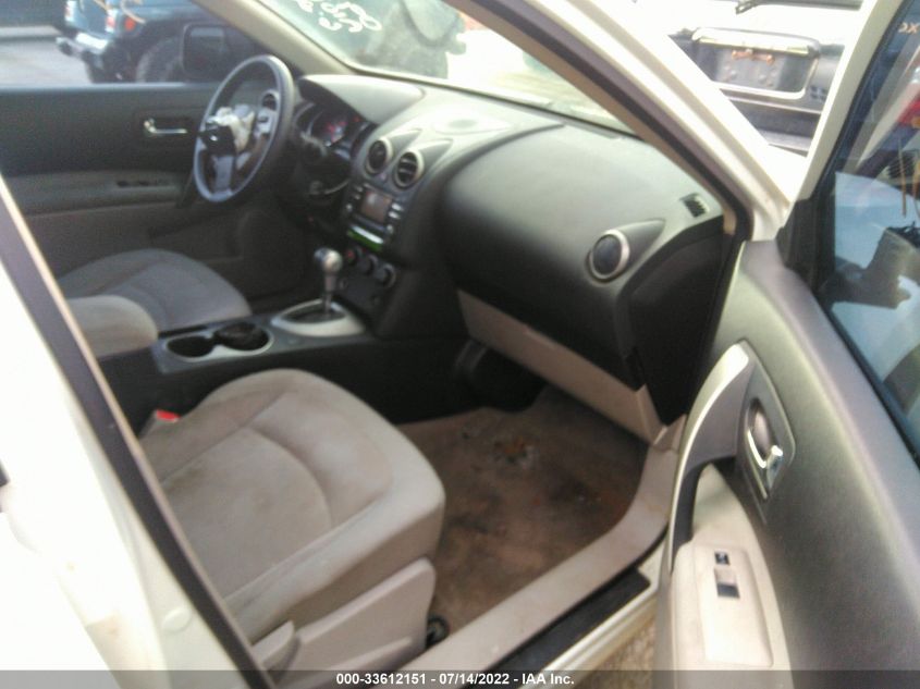 2015 NISSAN ROGUE SELECT S JN8AS5MTXFW651341