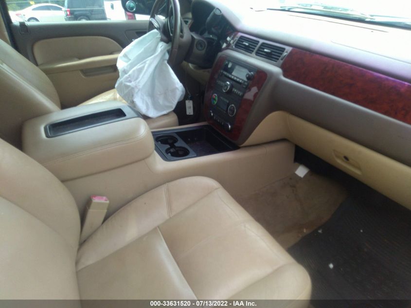2013 CHEVROLET TAHOE LT 1GNSCBE03DR316229