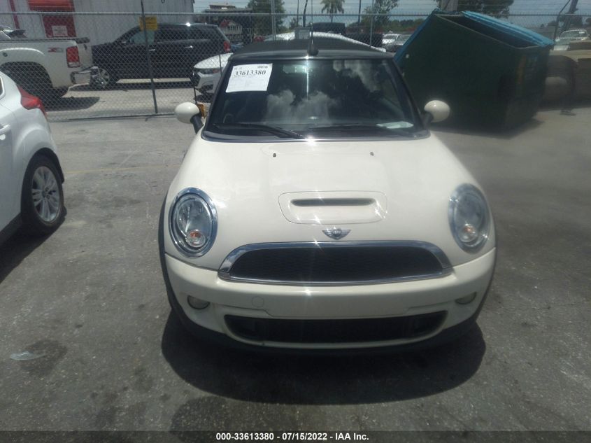 2013 MINI COOPER CONVERTIBLE S WMWZP3C5XDT550688