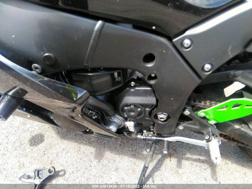 2021 KAWASAKI ZX1002 L JKBZXVL1XMA001179