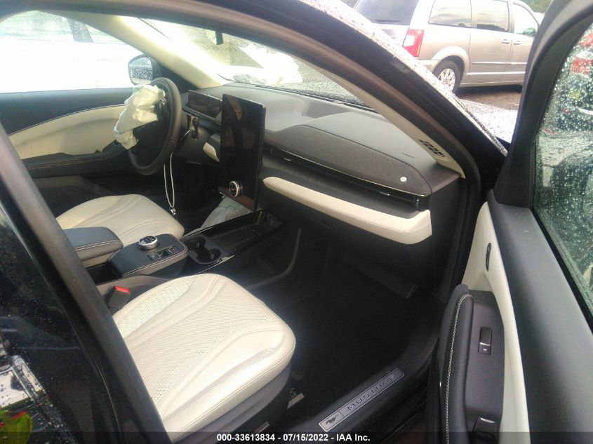 2022 FORD MUSTANG MACH-E PREMIUM 3FMTK3SU8NMA03544