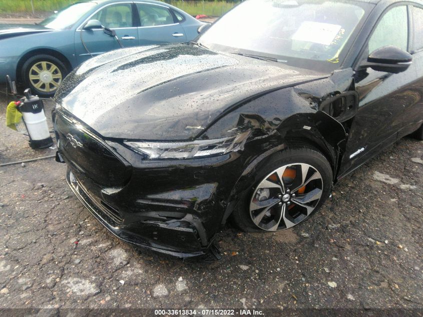 2022 FORD MUSTANG MACH-E PREMIUM 3FMTK3SU8NMA03544