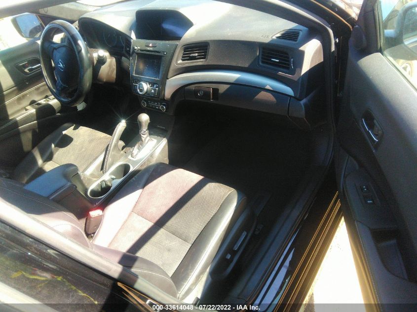 2017 ACURA ILX W/PREMIUM 19UDE2F87HA014464