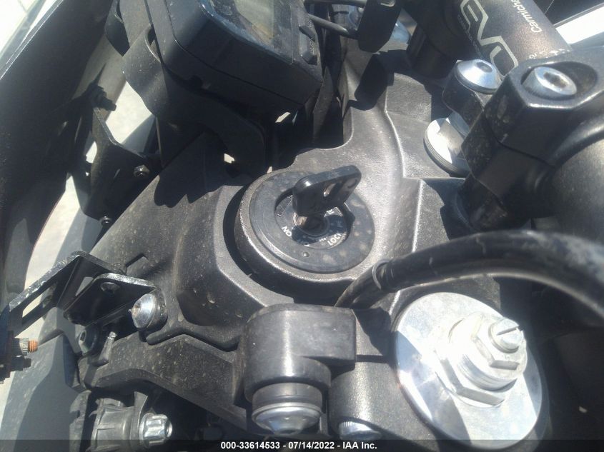 2017 YAMAHA FZ09 C JYARN53Y7HA000408