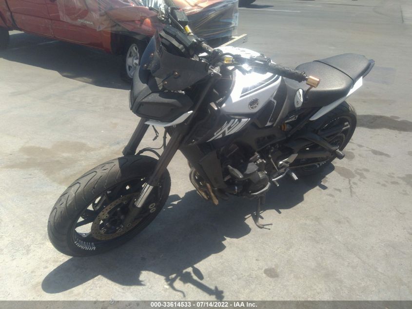 2017 YAMAHA FZ09 C JYARN53Y7HA000408