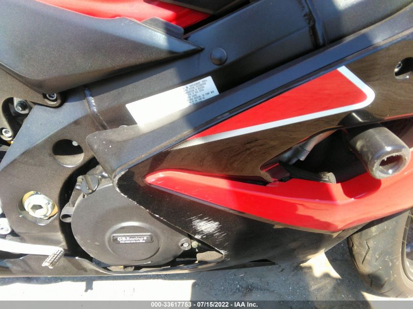 2006 SUZUKI GSX-R1000 JS1GT76A062108138