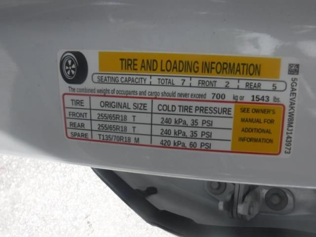 2021 BUICK ENCLAVE ESSENCE 5GAEVAKW8MJ143973
