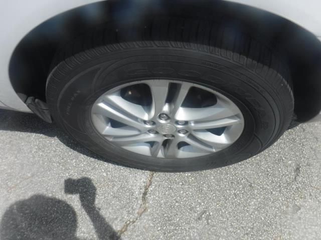 2021 BUICK ENCLAVE ESSENCE 5GAEVAKW8MJ143973