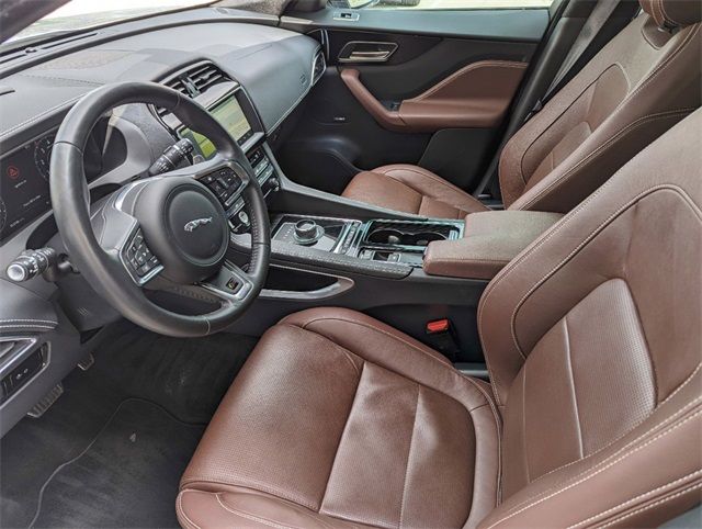 2019 JAGUAR F-PACE S SADCM2FV6KA600264