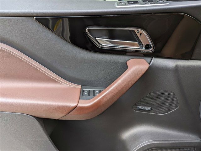 2019 JAGUAR F-PACE S SADCM2FV6KA600264