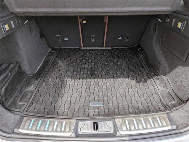2019 JAGUAR F-PACE S SADCM2FV6KA600264