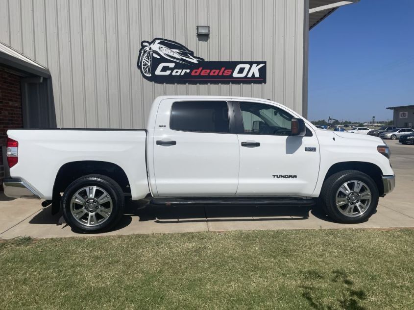 2019 TOYOTA TUNDRA CREWMAX SR5 5TFDW5F12KX801763
