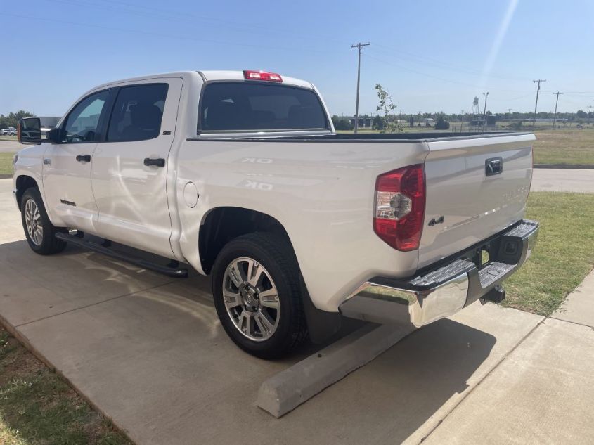 2019 TOYOTA TUNDRA CREWMAX SR5 5TFDW5F12KX801763