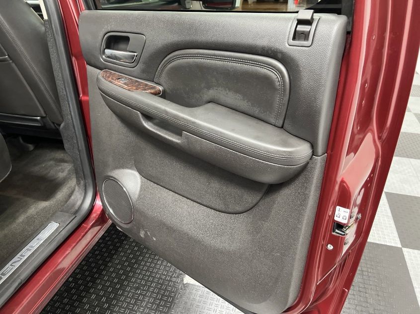 2014 GMC SIERRA 2500HD DENALI 1GT125EG1EF109797
