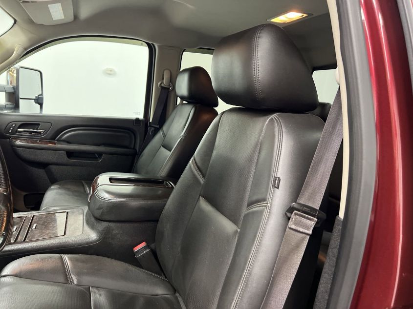 2014 GMC SIERRA 2500HD DENALI 1GT125EG1EF109797