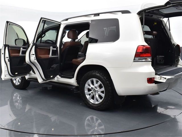 2018 TOYOTA LAND CRUISER JTMCY7AJ6J4073874