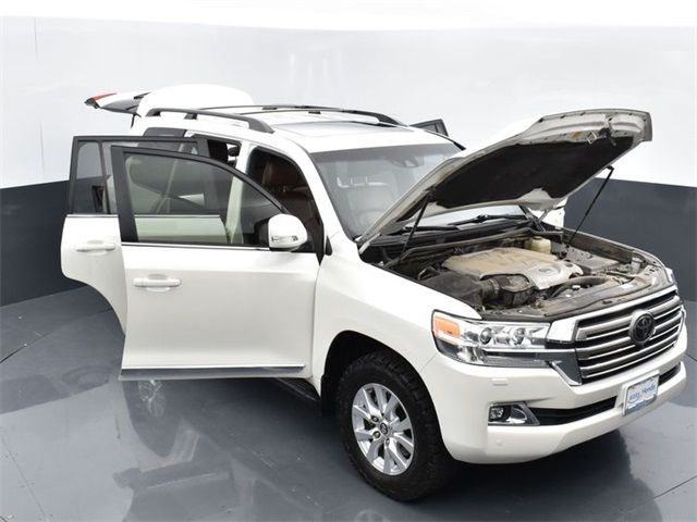 2018 TOYOTA LAND CRUISER JTMCY7AJ6J4073874