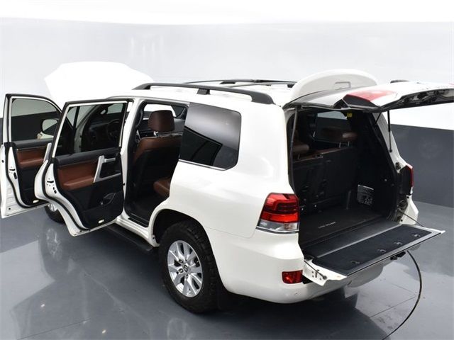 2018 TOYOTA LAND CRUISER JTMCY7AJ6J4073874