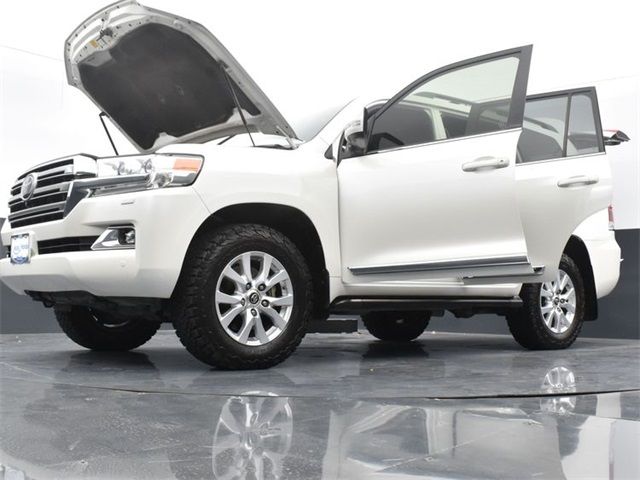 2018 TOYOTA LAND CRUISER JTMCY7AJ6J4073874