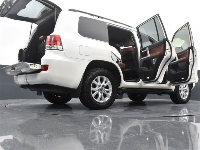 2018 TOYOTA LAND CRUISER JTMCY7AJ6J4073874
