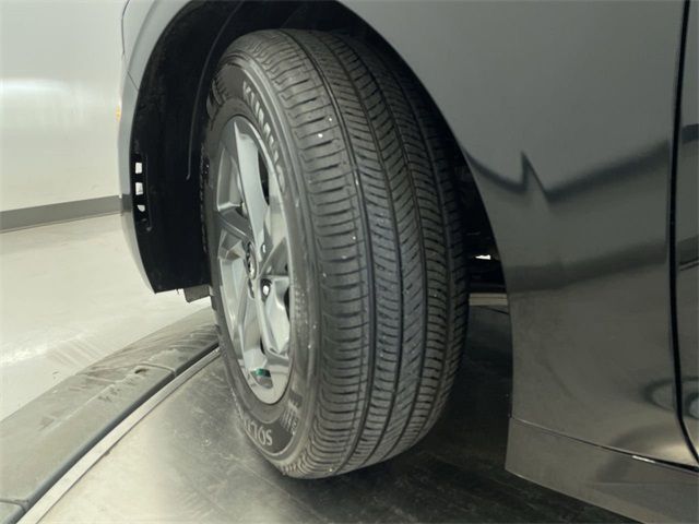 2021 KIA K5 LX 5XXG24J28MG023031