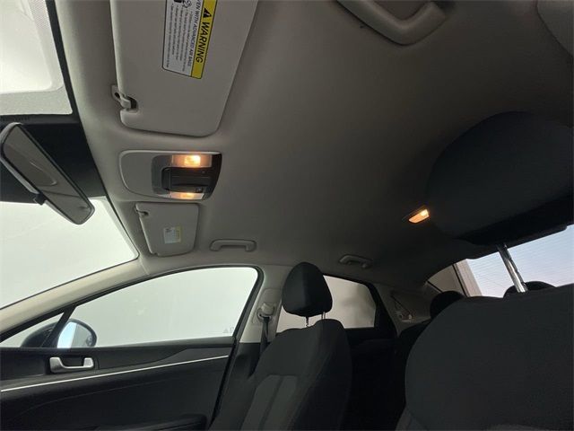 2021 KIA K5 LX 5XXG24J28MG023031