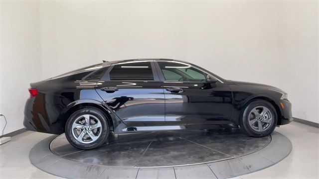 2021 KIA K5 LX 5XXG24J28MG023031