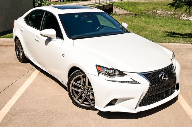 2016 LEXUS IS 300 JTHCM1D28G5010564