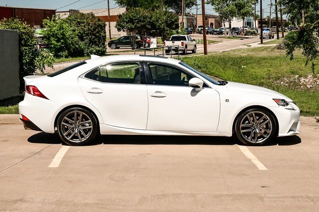 2016 LEXUS IS 300 JTHCM1D28G5010564
