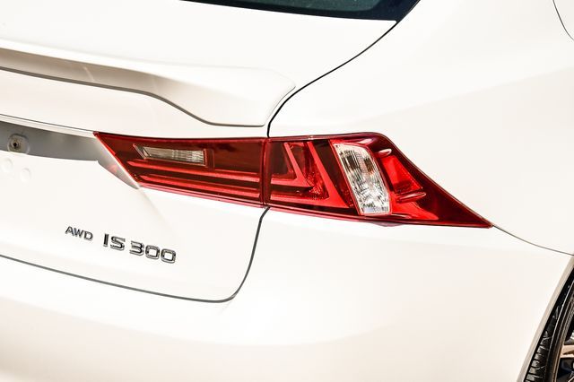 2016 LEXUS IS 300 JTHCM1D28G5010564