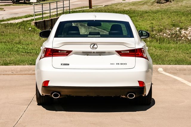 2016 LEXUS IS 300 JTHCM1D28G5010564
