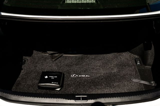 2016 LEXUS IS 300 JTHCM1D28G5010564