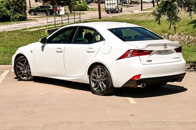 2016 LEXUS IS 300 JTHCM1D28G5010564