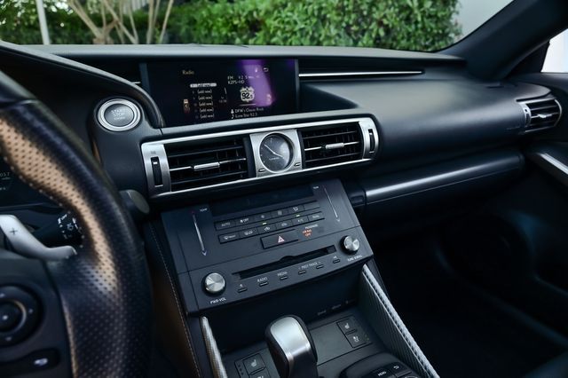 2016 LEXUS IS 300 JTHCM1D28G5010564
