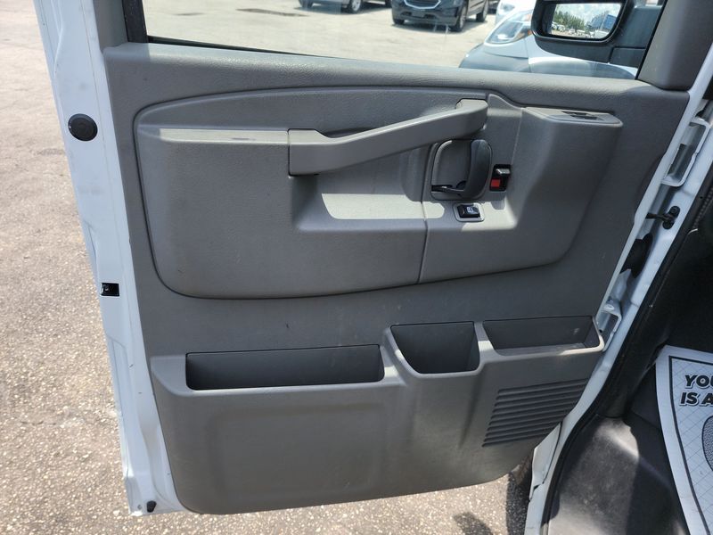 2020 CHEVROLET EXPRESS CARGO VAN 1GCWGAFP9L1121964