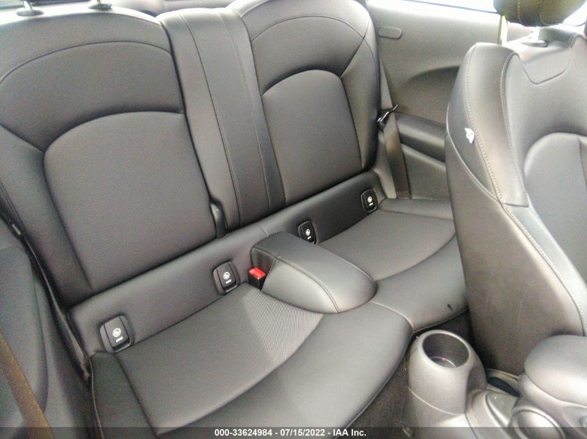 2015 MINI COOPER HARDTOP S WMWXP7C5XF2A38570
