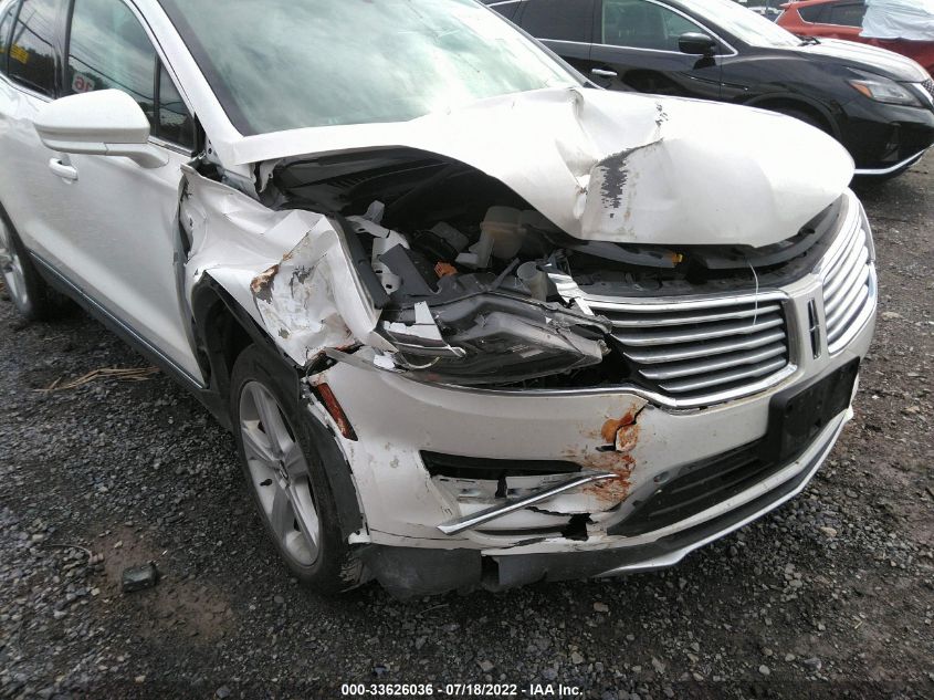 2016 LINCOLN MKC PREMIER 5LMCJ1D97GUJ19443